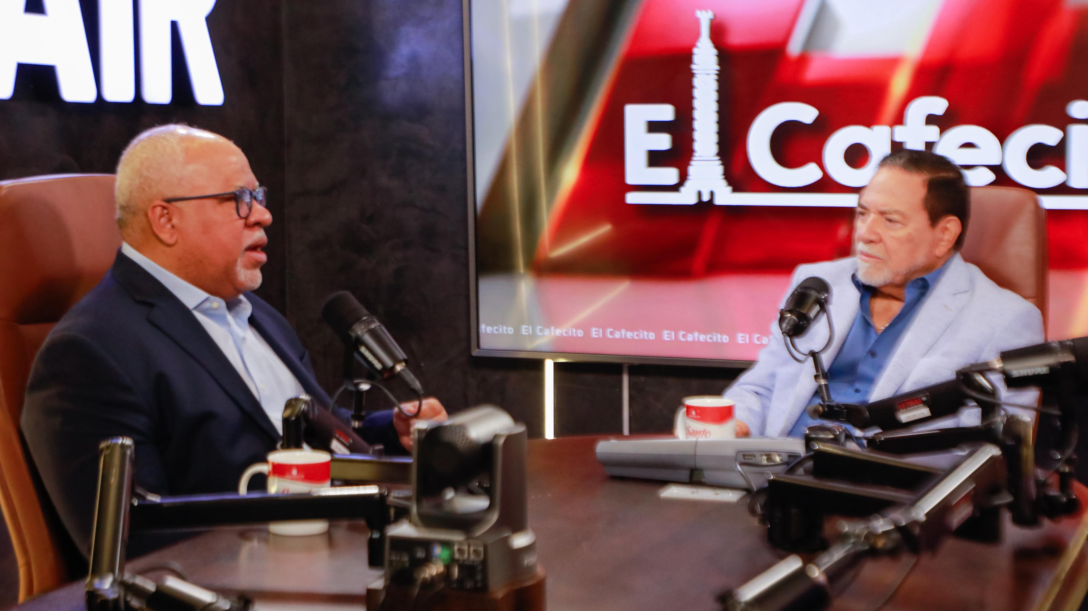 Director Participa En El CAFECITO EN SANTIAGO Director Participa En El CAFECITO EN SANTIAGO